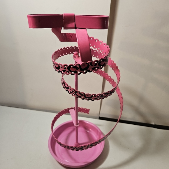 Earring holder - Picture 3 of 5